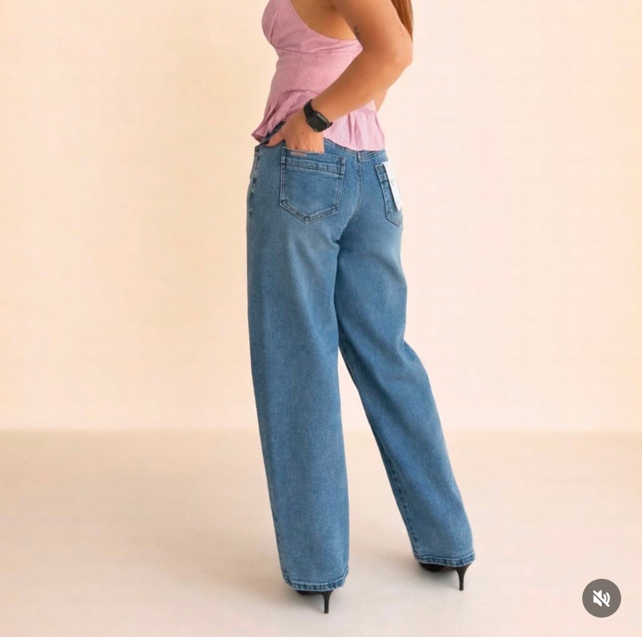 Jean Valentina Wide Leg — vista trasera