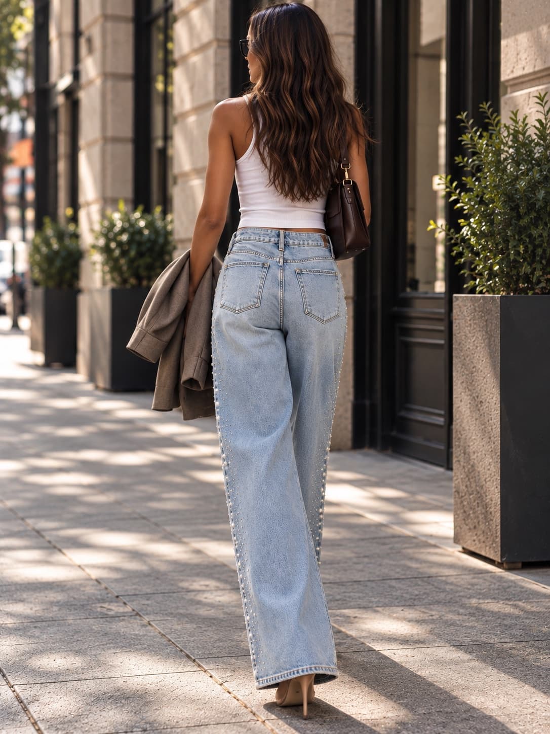 Wide leg con destellos laterales — vista trasera
