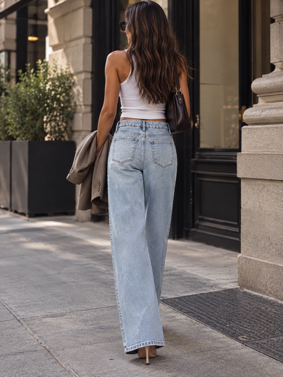 Wide leg jean con sutiles destellos — vista frontal